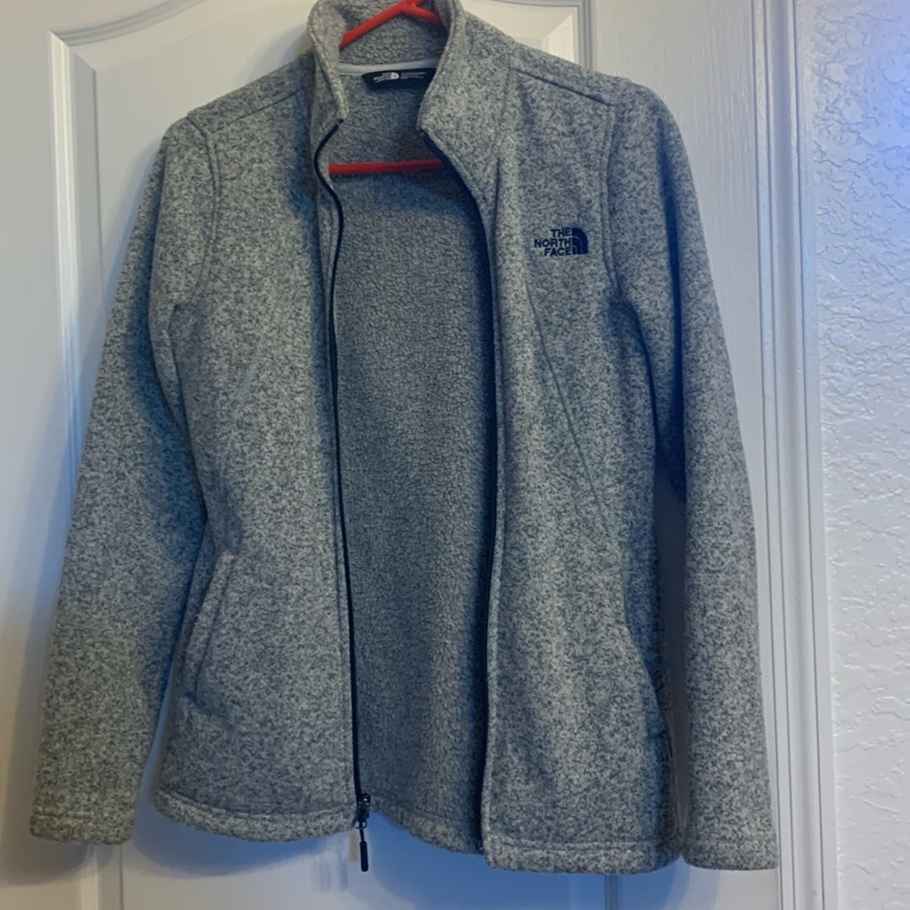 The North Face women’s jacket with pockets size small Heather gray